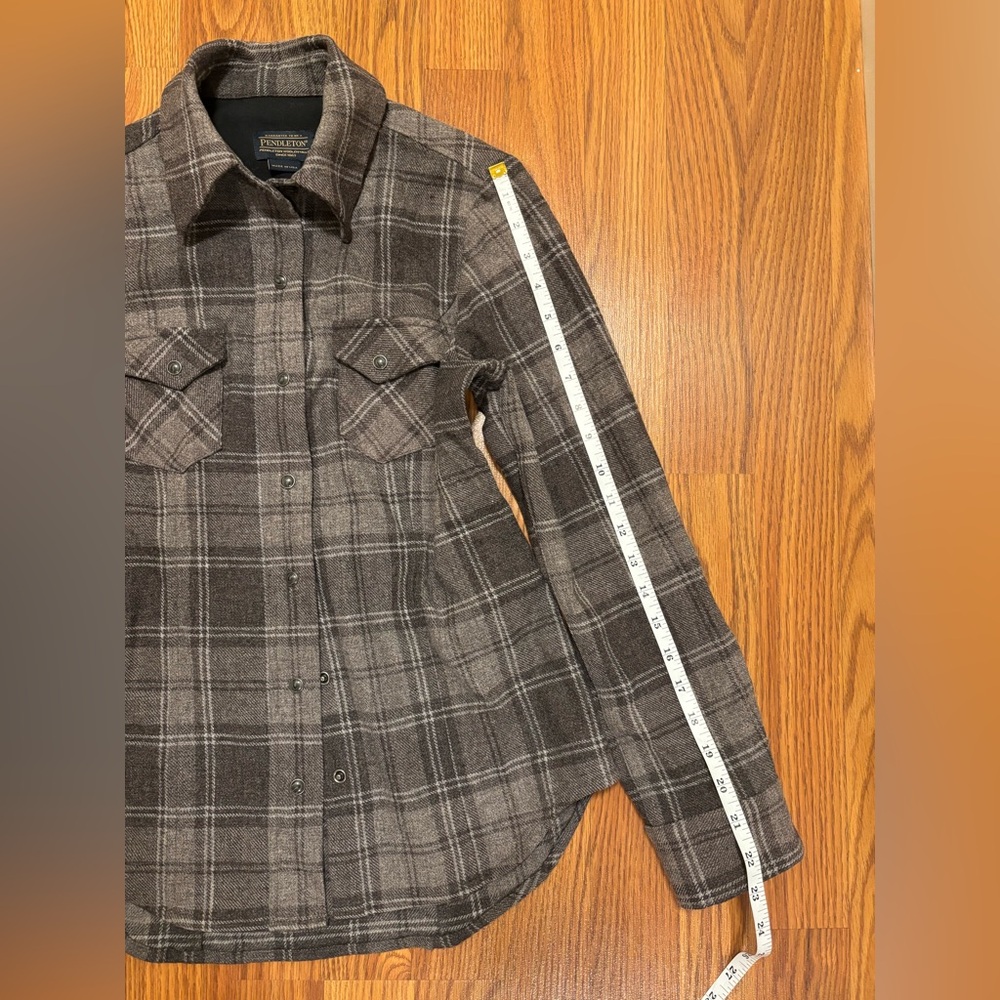 Pendleton Brown and Gray Plaid Wool Shirt Jacket - size S - Picture 6 of 12